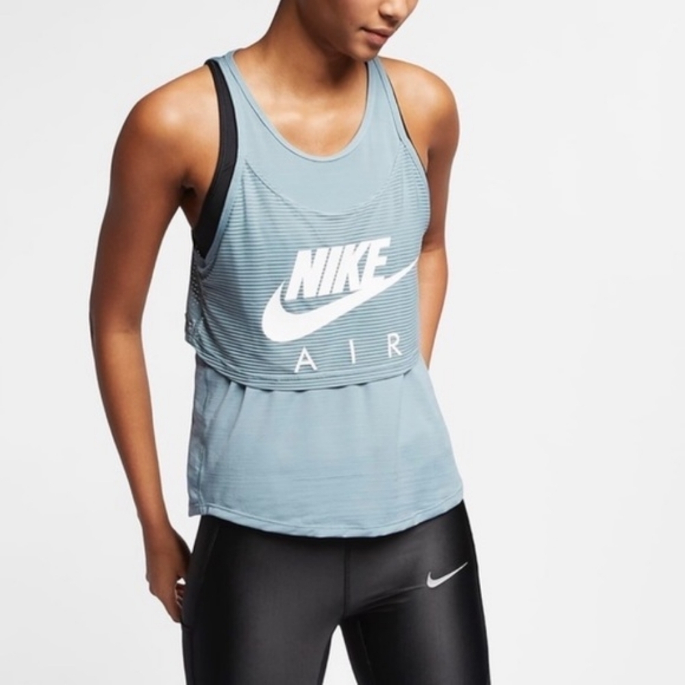 Nike Air Women's Athletic Workout Tank Top - Size (M) - Excellent Condition